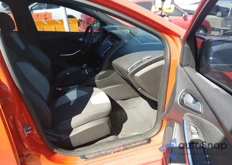 2015 Ford Focus St from USA, damaged, VIN 1FADP3L92FL215580